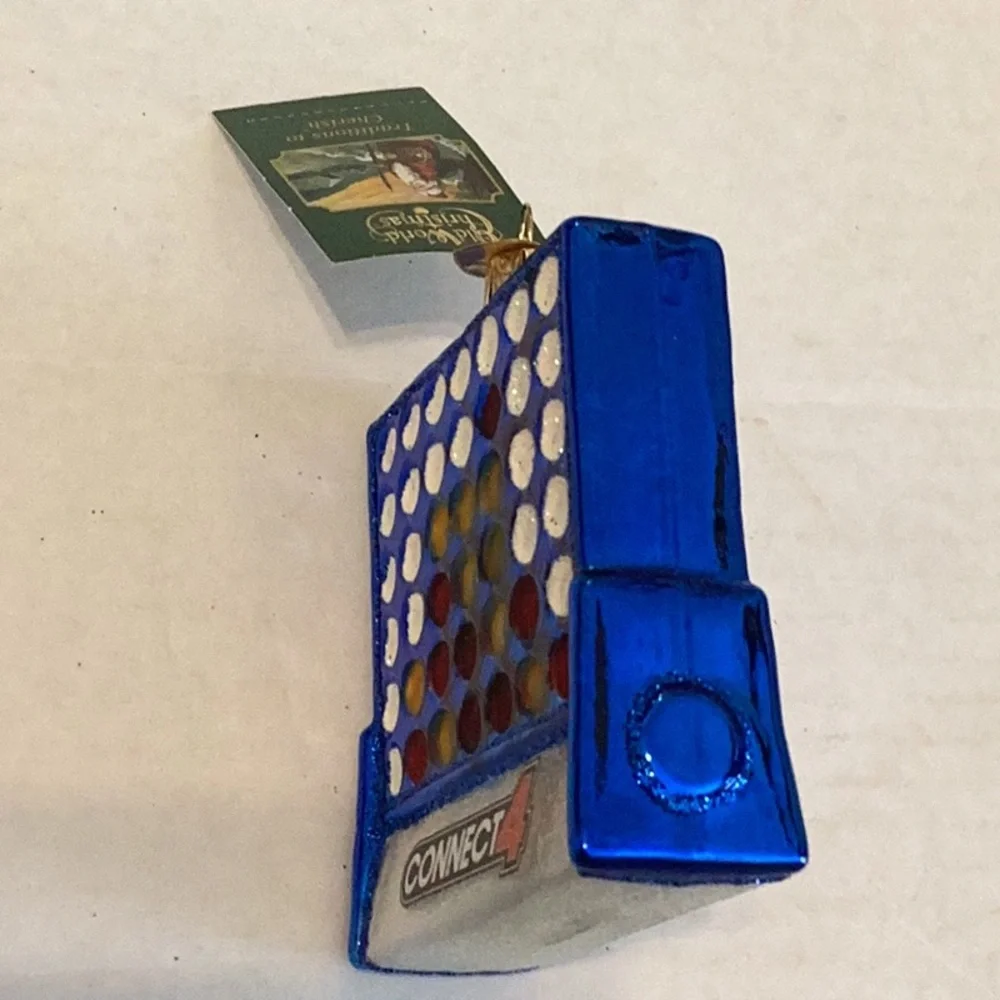 Old World Christmas ‘Connect4’ Game Glass Ornament New With Tags Never Displayed
